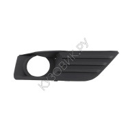 Рамка противотуманной фары правая Ford Focus 1(2005-)