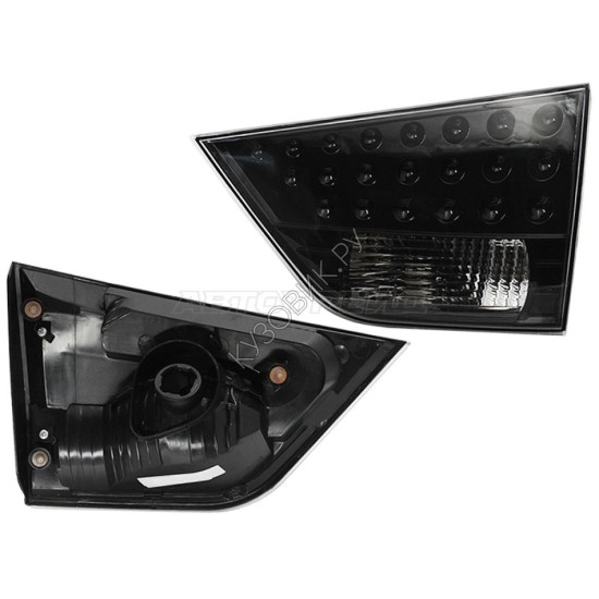 Фонарь в крышку багажника MITSUBISHI OUTLANDER XL 06-13 прав SAT